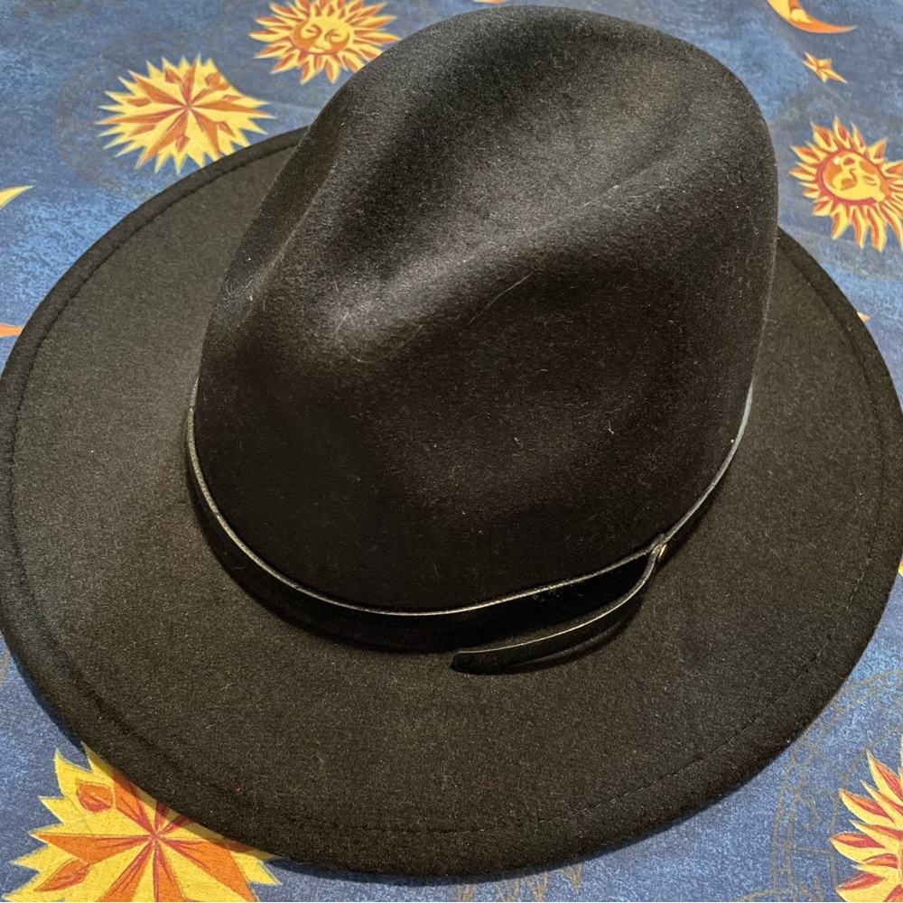 Ladies fedora hat